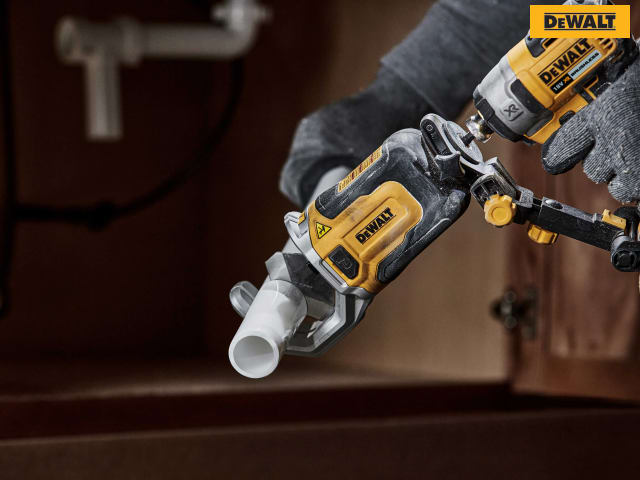 www.toolbank DT20560 Impact Rated PVC Pipe Cutter